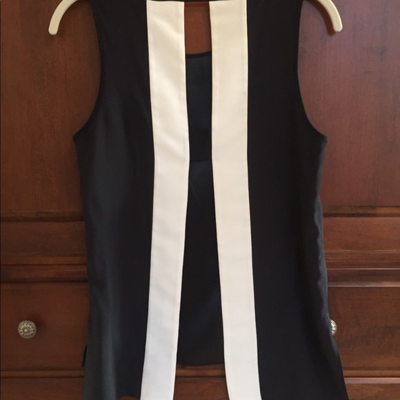 Black Open Back Silk Parker top - Picture 3 of 3